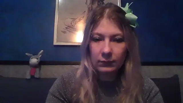 Foxy Bright online show from March 8, 2026, 12:52 pm