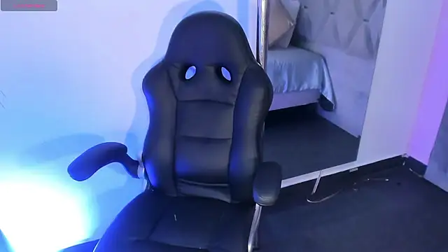 Daniiela Ember online show from March 30, 2026, 9:55 am