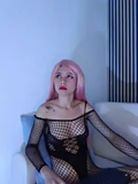 roussemilk online show from February 19, 2026, 6:38 pm