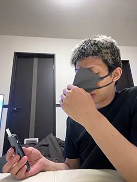 Snapshot of Yumemiru-k chatting on July 15, 2026, 2:02 pm Yumemiru-k online show from July 15, 2026, 2:02 pm