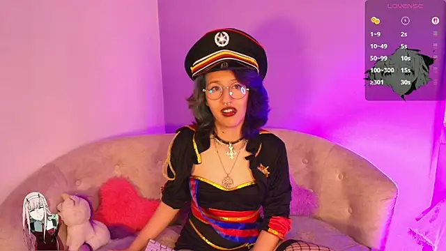 mitsuri nyx online show from April 30, 2026, 8:57 pm