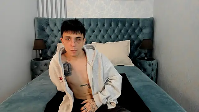 ClarkBev online show from April 17, 2026, 9:45 am