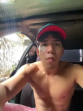 Alejandrososas online show from July 12, 2026, 3:13 pm