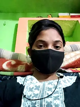 Snapshot of Cute_aroshi chatting on March 3, 2026, 10:11 am Cute aroshi online show from March 3, 2026, 10:11 am