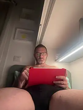 Snapshot of ivandotato23 chatting on July 13, 2026, 9:25 pm ivandotato23 online show from July 13, 2026, 9:25 pm