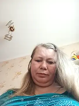 Snapshot of KiraStanton chatting on February 24, 2026, 12:39 pm KiraStanton online show from February 24, 2026, 12:39 pm