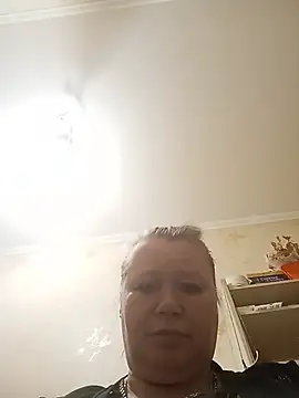 Snapshot of KiraStanton chatting on June 3, 2026, 7:51 pm KiraStanton online show from June 3, 2026, 7:51 pm