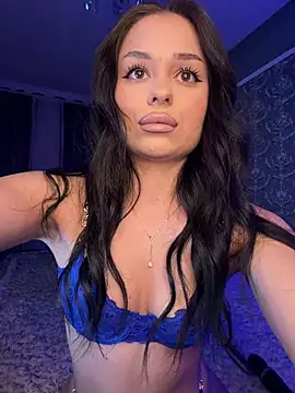Olivia Noor online show from May 19, 2026, 10:28 pm