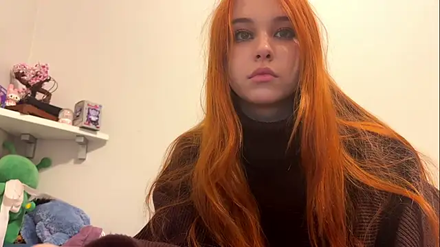 Snapshot of LolaBun chatting on March 3, 2026, 7:43 pm LolaBun online show from March 3, 2026, 7:43 pm