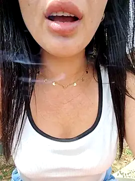 Snapshot of halii21 chatting on July 24, 2026, 12:45 pm halii21 online show from July 24, 2026, 12:45 pm