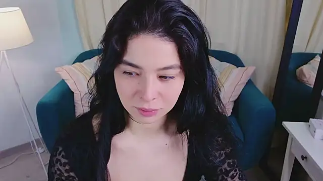 Erika Moan  online show from March 1, 2026, 6:35 am