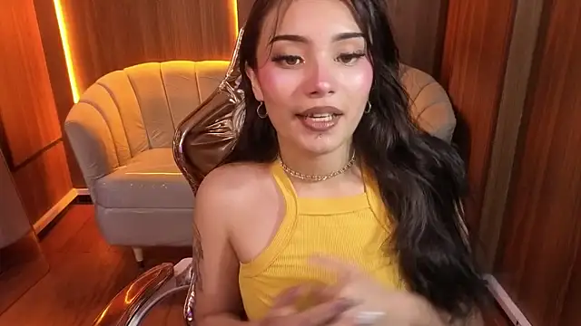 Daphne nicole b online show from April 7, 2026, 12:51 pm