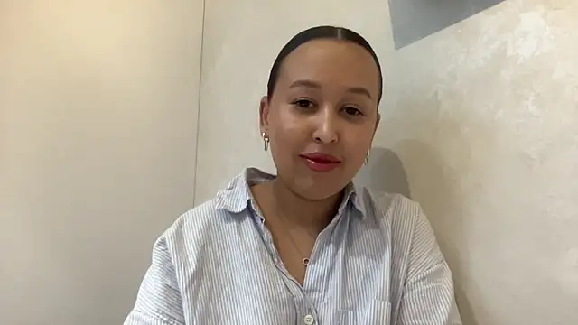 Dana 005 online show from March 27, 2026, 8:21 pm