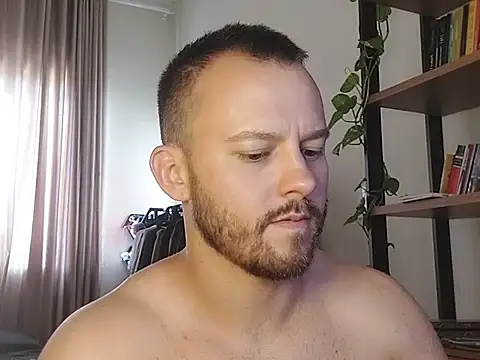 amanteloiro online show from March 16, 2026, 7:49 pm