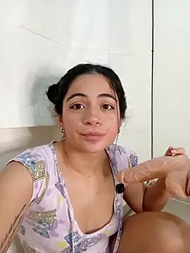 Mariian Zeller online show from April 9, 2026, 10:32 am