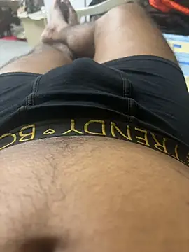 xxxfunboy92 online show from April 13, 2026, 12:53 pm