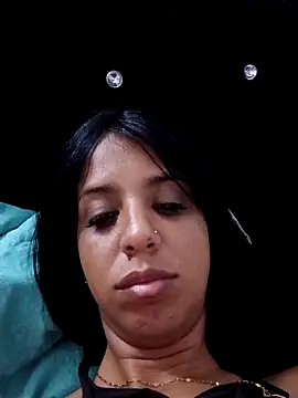 skinnyprety18 online show from March 3, 2026, 4:08 am