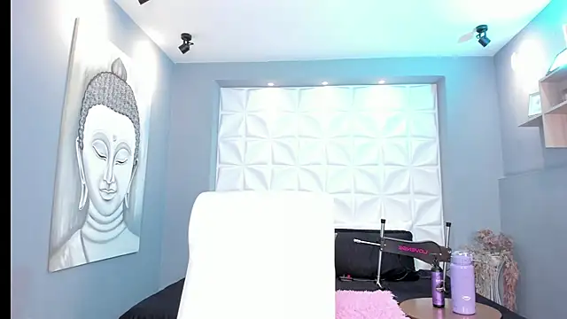 EXTRAHORNYNINA online show from March 3, 2026, 1:51 pm