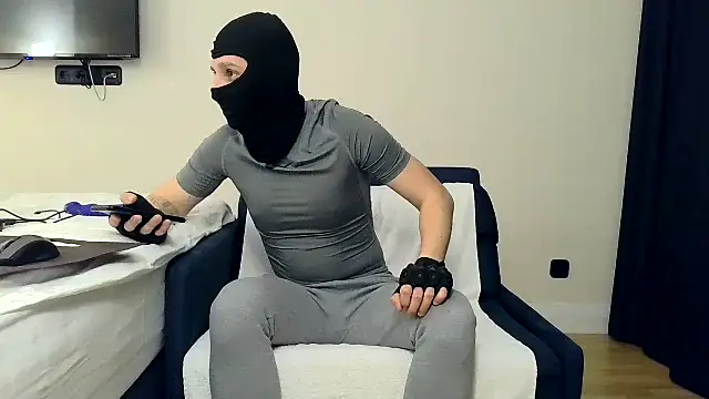 RyanRubber online show from April 16, 2026, 8:20 pm