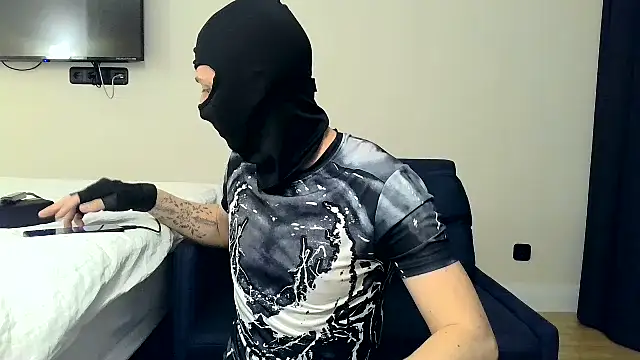 RyanRubber online show from April 10, 2026, 8:16 pm