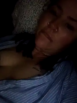 Kandi-kiss online show from April 4, 2026, 11:55 pm