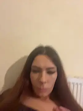 SexyLily22x online show from February 21, 2026, 6:43 pm