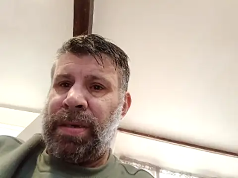 stud2512 online show from April 10, 2026, 4:14 pm