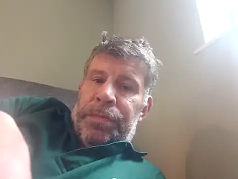 Snapshot of stud2512 chatting on June 12, 2026, 12:14 pm stud2512 online show from June 12, 2026, 12:14 pm