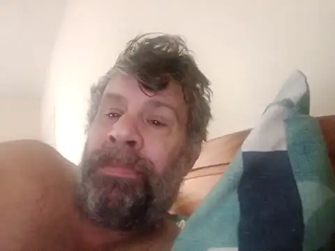 stud2512 online show from February 26, 2026, 11:32 am