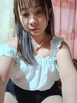 Snapshot of Him_MountainGirl26 chatting on June 10, 2026, 4:19 pm Him MountainGirl26 online show from June 10, 2026, 4:19 pm