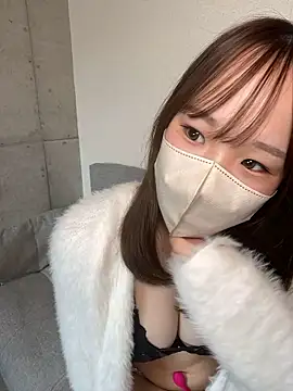 Snapshot of maikachan_ chatting on June 17, 2026, 2:00 am maikachan online show from June 17, 2026, 2:00 am