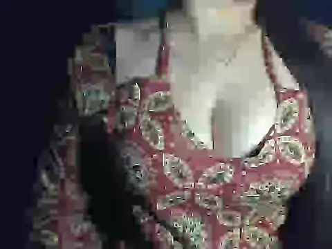 Snapshot of Avneet_kaurr1 chatting on March 5, 2026, 4:53 am Avneet kaurr1 online show from March 5, 2026, 4:53 am