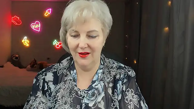 Mary-Leee online show from April 5, 2026, 1:29 pm