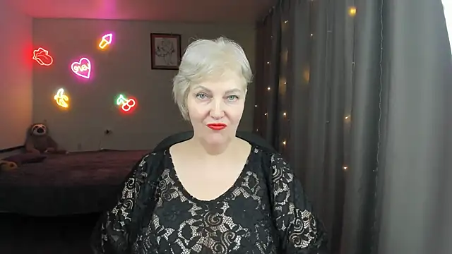 Mary-Leee online show from May 12, 2026, 8:10 am