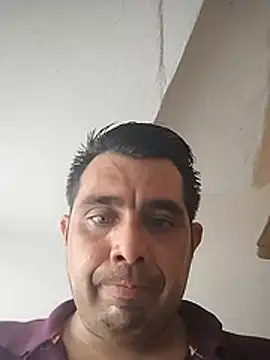 Snapshot of manuel4200 chatting on July 26, 2026, 12:39 am manuel4200 online show from July 26, 2026, 12:39 am