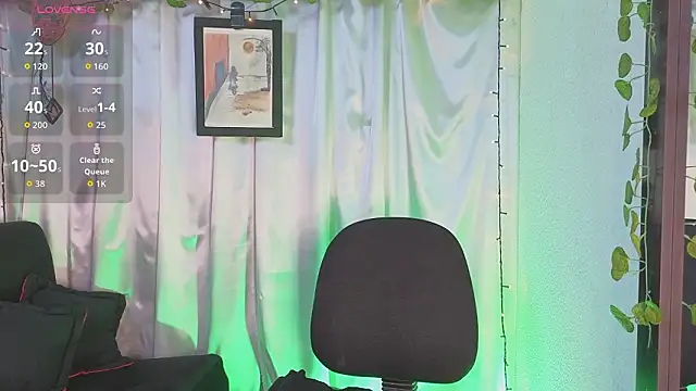 LeanaMaturee online show from March 28, 2026, 12:06 pm