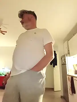 eruzam59000 online show from April 7, 2026, 6:43 pm