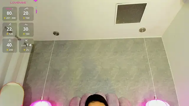 Snapshot of ArianaRougee chatting on July 12, 2026, 3:29 am ArianaRougee online show from July 12, 2026, 3:29 am