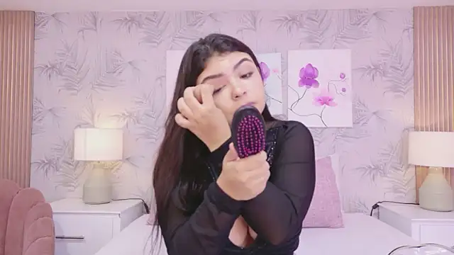 EmmaLeens online show from March 10, 2026, 11:58 am