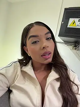 AnnyVega   online show from July 8, 2026, 11:05 pm