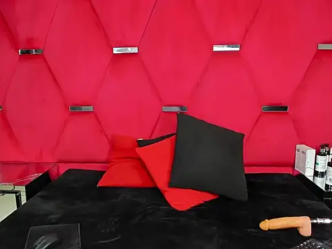 Alicee Grey online show from April 3, 2026, 2:01 pm