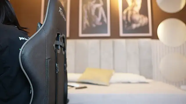 Snapshot of mekari_fox chatting on March 3, 2026, 5:20 pm mekari fox online show from March 3, 2026, 5:20 pm