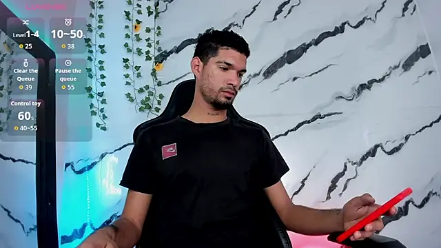 CarlosHotVibes online show from February 25, 2026, 1:11 pm