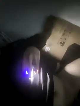 elcaste69 online show from April 1, 2026, 12:35 am