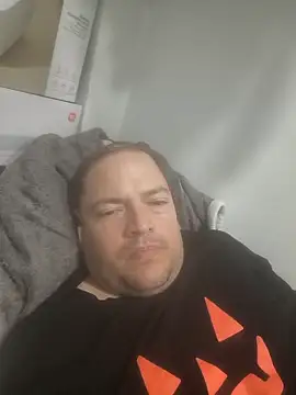 elcaste69 online show from March 16, 2026, 4:10 pm