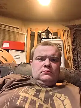 diamont1994 online show from February 24, 2026, 10:05 am