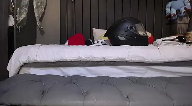 dirty 27cms online show from March 22, 2025, 5:20 pm