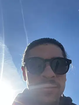 siosa2323 online show from February 26, 2026, 8:58 am