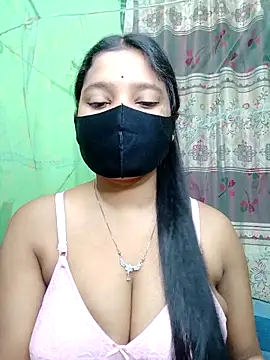Snapshot of Turshaio chatting on April 27, 2026, 5:44 pm Turshaio online show from April 27, 2026, 5:44 pm