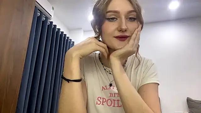 Snapshot of HotCheeseCake chatting on February 28, 2026, 10:48 am HotCheeseCake online show from February 28, 2026, 10:48 am